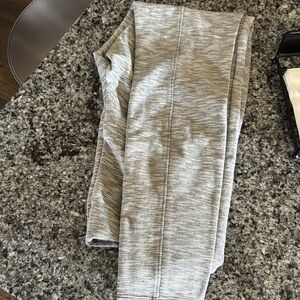 Old Navy Gray Leggings Comfortable Stretchy Bottoms